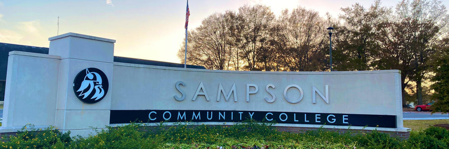 sampson-comunity-college-sign-hero